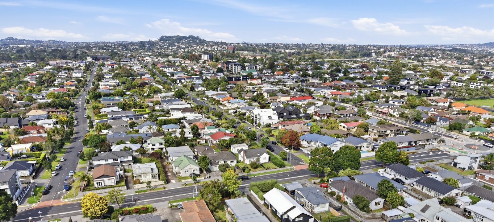 Property development management: the first owner report after handover
